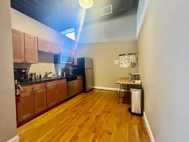 More Photos Of 24 Cambridge St, Charlestown Loft Creative Space For Lease