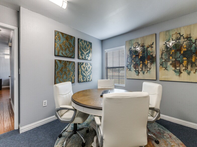 More Photos Of 101 E Us-80 Hwy, Forney Freestanding For Sale