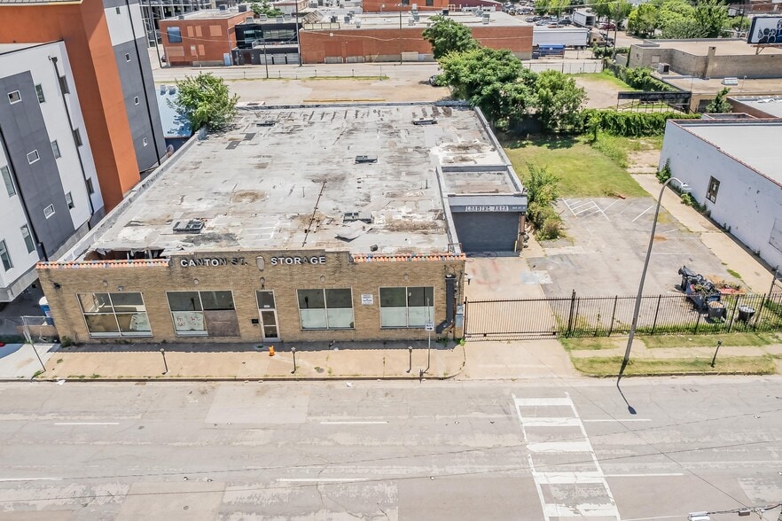 More Photos Of 1820 Canton St, Dallas Warehouse For Sale