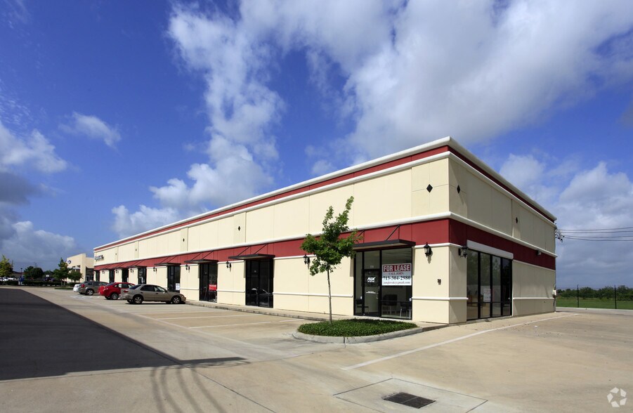 More Photos Of 2620 Cullen Blvd, Pearland Unknown For Lease