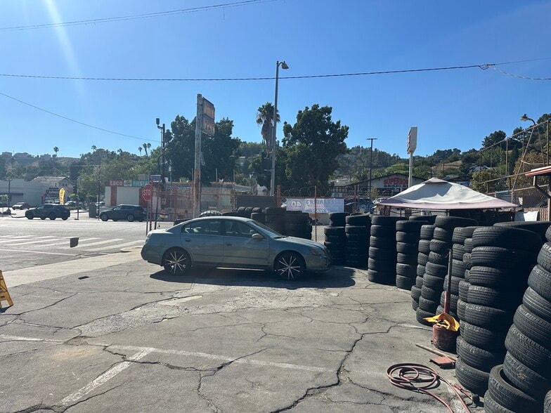 More Photos Of 4500 N Figueroa St, Los Angeles General Retail For Sale