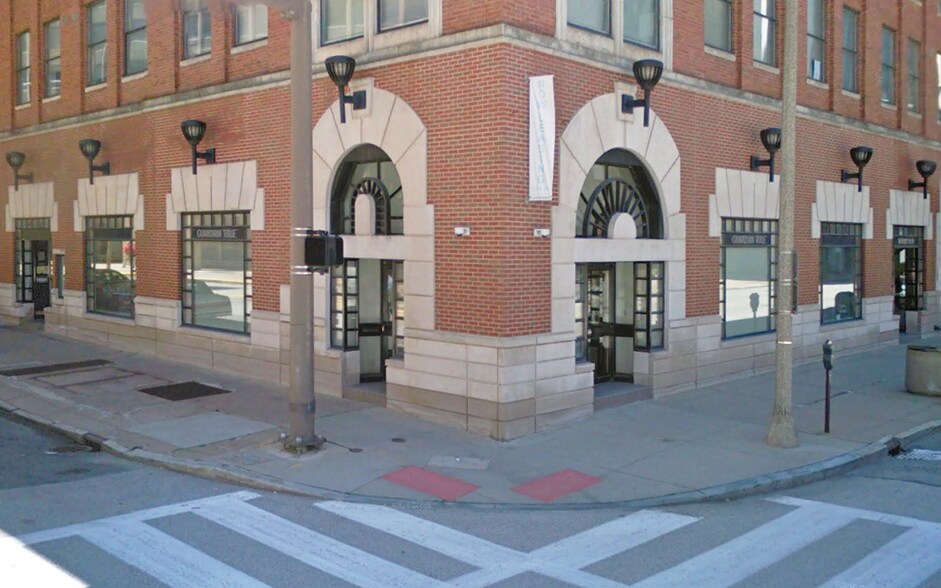 More Photos Of 1120 Chester Ave, Cleveland Apartments For Lease