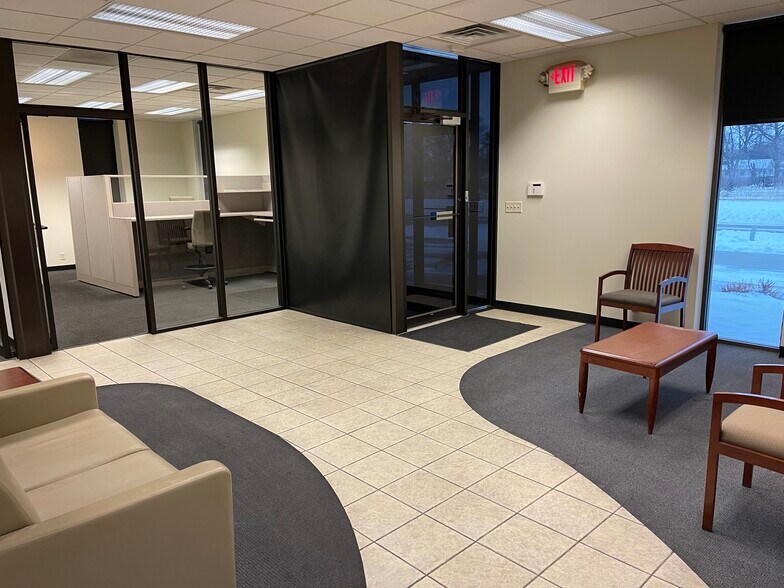 Primary Photo Of 1577 N Airport Rd, Fremont Manufacturing For Lease