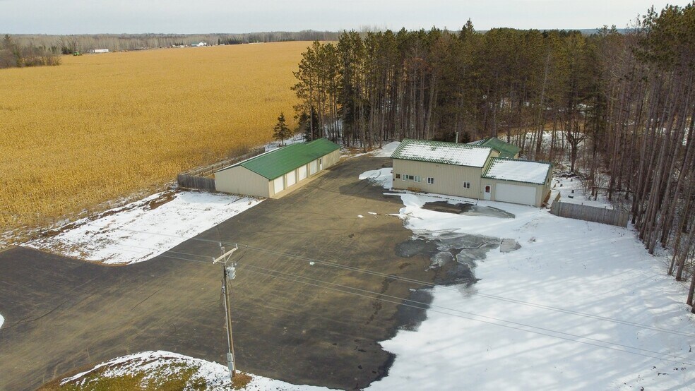 Primary Photo Of 32738 US 71, Menahga General Retail For Sale