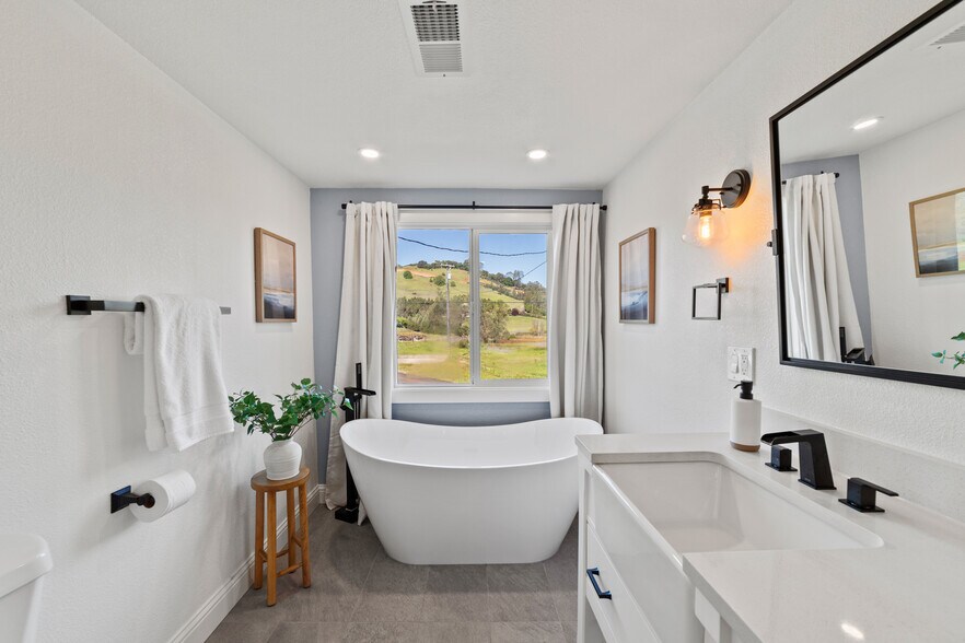 More Photos Of 1781 Springvale Rd, Placerville Multifamily For Sale