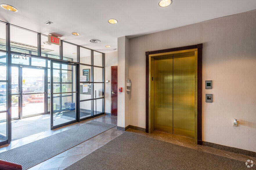 More Photos Of 1711-1715 Broadway, Saugus Loft Creative Space For Lease