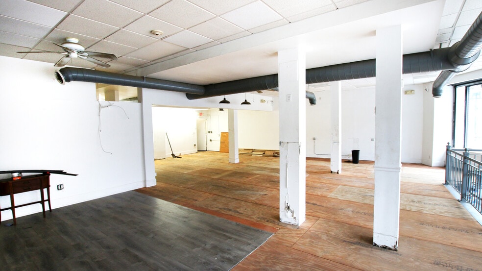 More Photos Of 50 John Eliot Sq, Roxbury Apartments For Lease