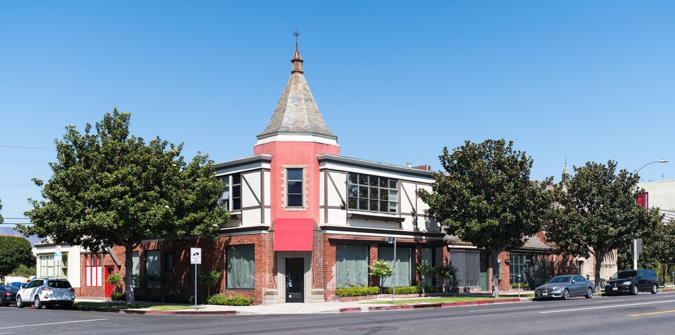 Primary Photo Of 7415-7427 Beverly Blvd, Los Angeles Office For Lease