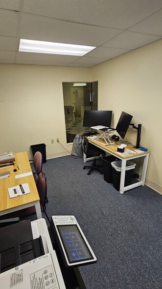 More Photos Of 31 Colwell St, Port Hadlock Medical For Lease