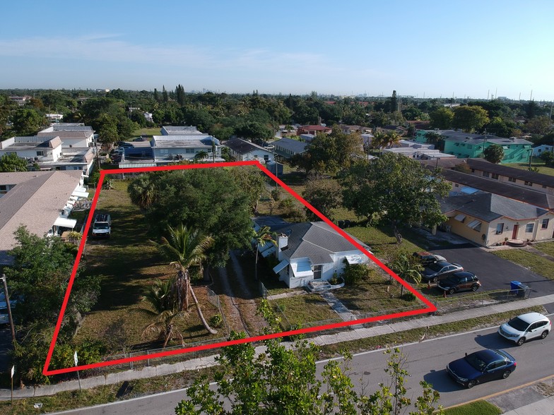 More Photos Of 2455 Polk St, Hollywood Land For Sale