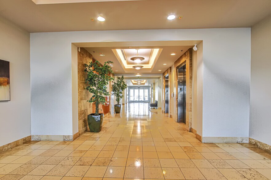 More Photos Of 7220 S Cimarron Rd, Las Vegas Medical For Sale