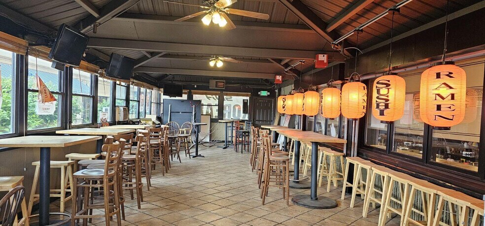 More Photos Of 165 E Boardwalk Dr, Fort Collins Restaurant For Sale