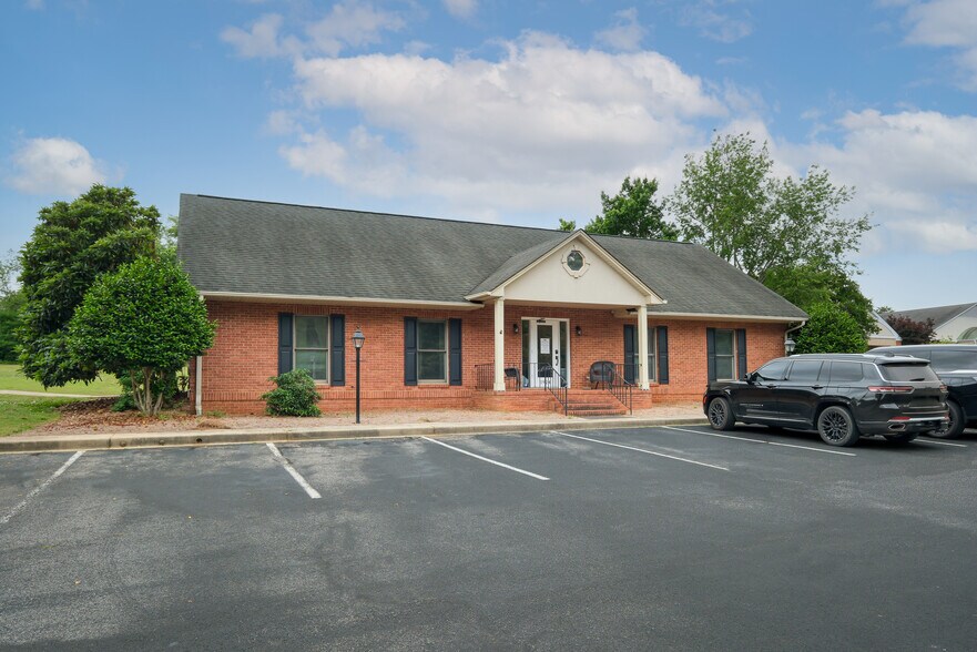Primary Photo Of 1924 McConnell Springs Rd, Anderson Coworking Space