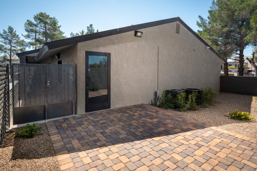More Photos Of 3291 E Patrick Ln, Las Vegas Medical For Lease