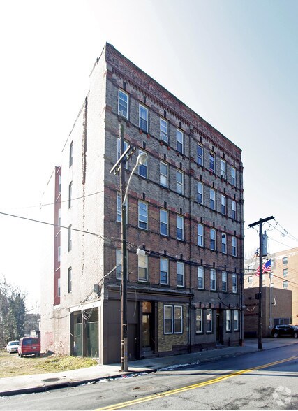 Primary Photo Of 90-92 Vark St, Yonkers Apartments For Sale