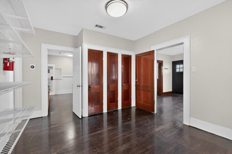 More Photos Of 78 San Marcos St, Austin Office Residential For Lease