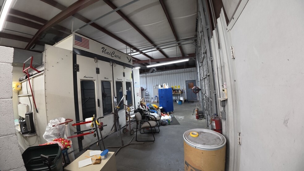 More Photos Of 1106 S 5th St, Easley Flex For Sale