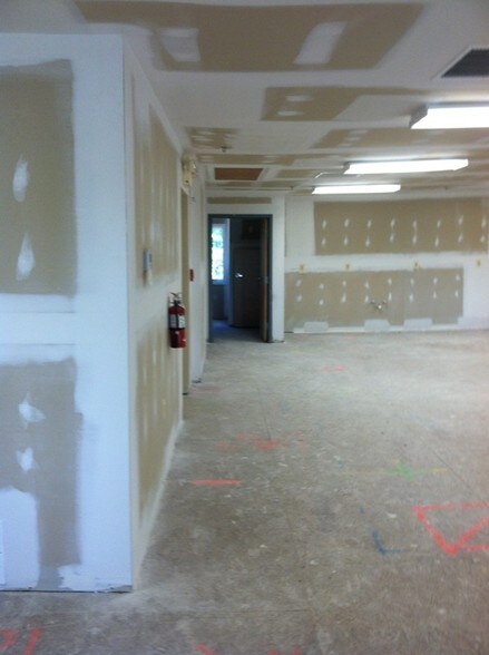 More Photos Of 22888 Three Notch Rd, California Office For Sale