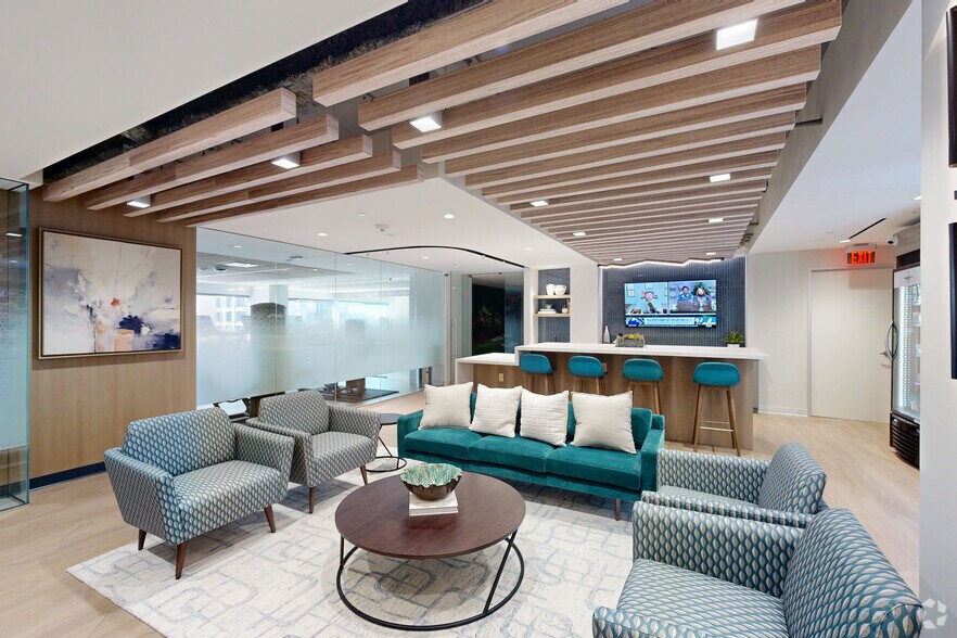 More Photos Of 4520 East West Hwy, Bethesda Office For Lease