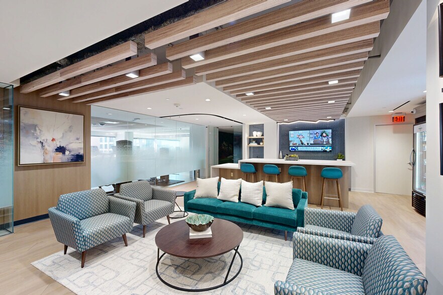 More Photos Of 4520 East West Hwy, Bethesda Office For Lease