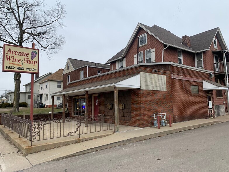 Primary Photo Of 1728 Cleveland Ave NW, Canton Freestanding For Sale