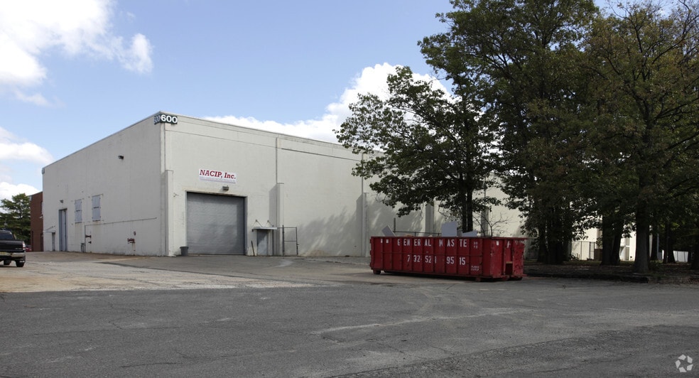 More Photos Of 1460 Livingston Ave, North Brunswick Warehouse For Lease