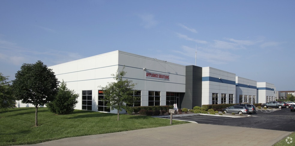 Primary Photo Of 201-215 Stag Industrial Blvd, Lake Saint Louis Warehouse For Lease