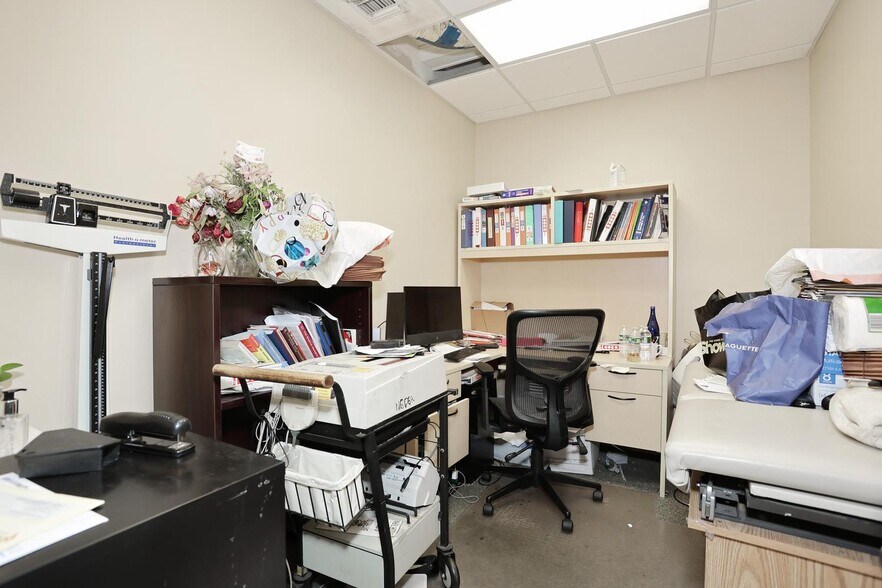 More Photos Of 22 S Madison Ave, Spring Valley Office For Sale