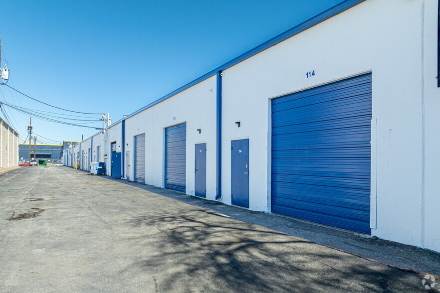 More Photos Of 2630 Northaven Rd, Dallas Unknown For Lease