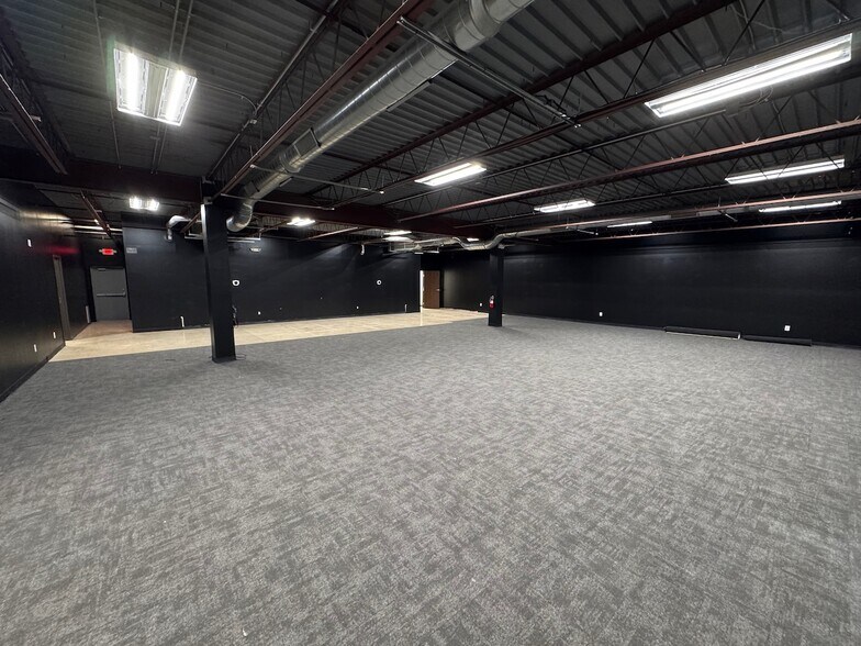 More Photos Of 1753 E State Highway 97, Jourdanton Freestanding For Lease