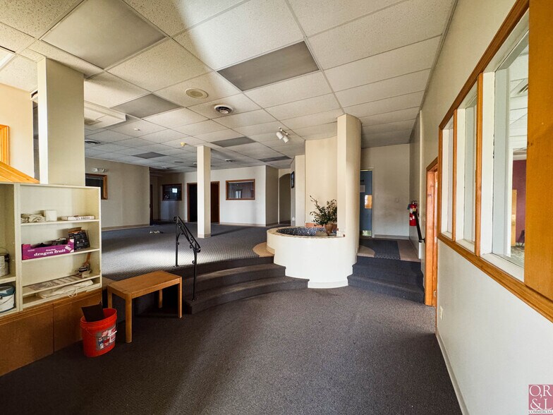 More Photos Of 199 Oakwood Ave, West Hartford Medical For Sale
