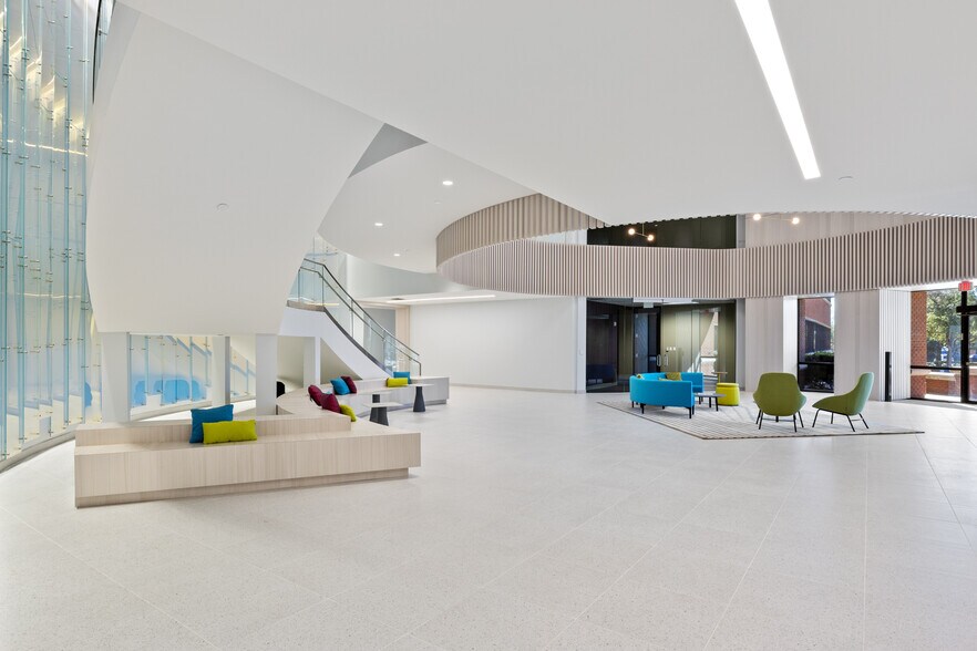 More Photos Of 10030 N MacArthur Blvd, Irving Office Residential For Lease