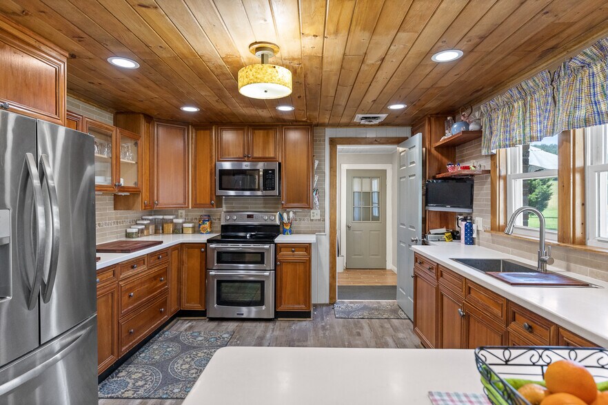 More Photos Of 3872 Brayton Mountain Rd, Graysville Skilled Nursing Facility For Sale