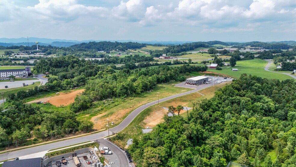 More Photos Of 915 Millennium Ct, Blountville Warehouse For Sale