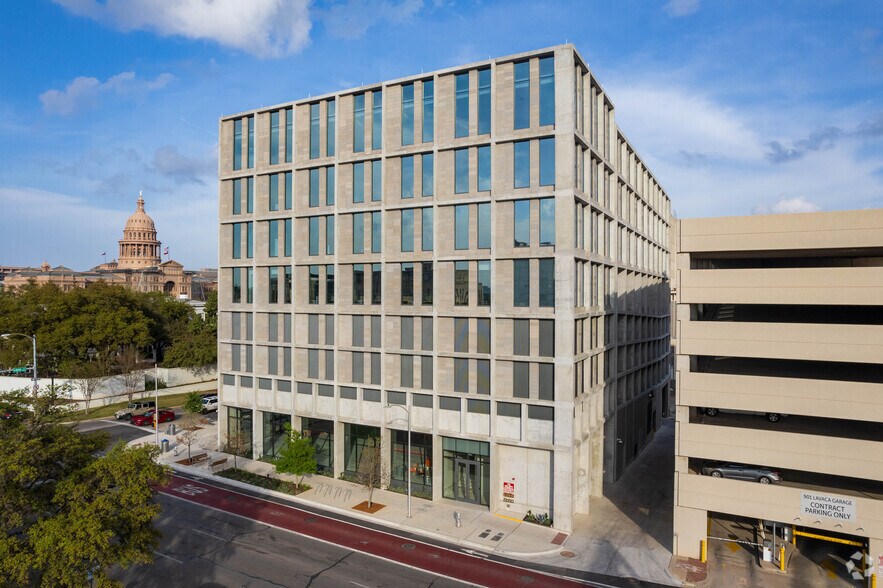 More Photos Of 203 W 10th St, Austin Office For Lease