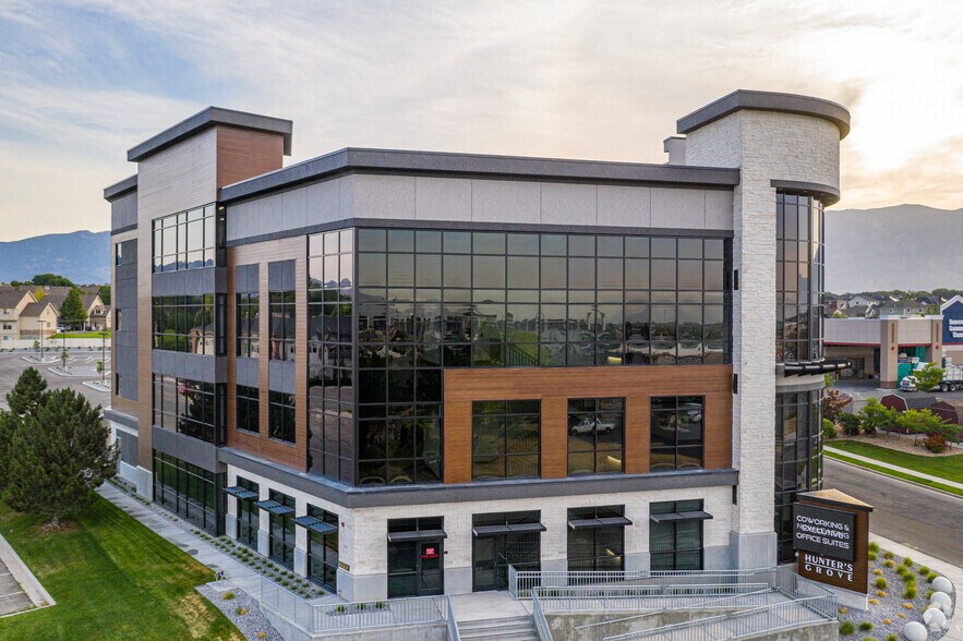 More Photos Of 139 N Hunter Grove Ln, Lehi Office For Lease