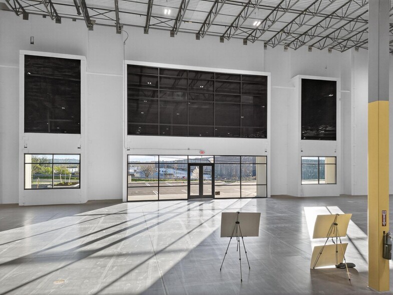 More Photos Of 555 Flint Hill Rd, King Of Prussia Distribution For Lease