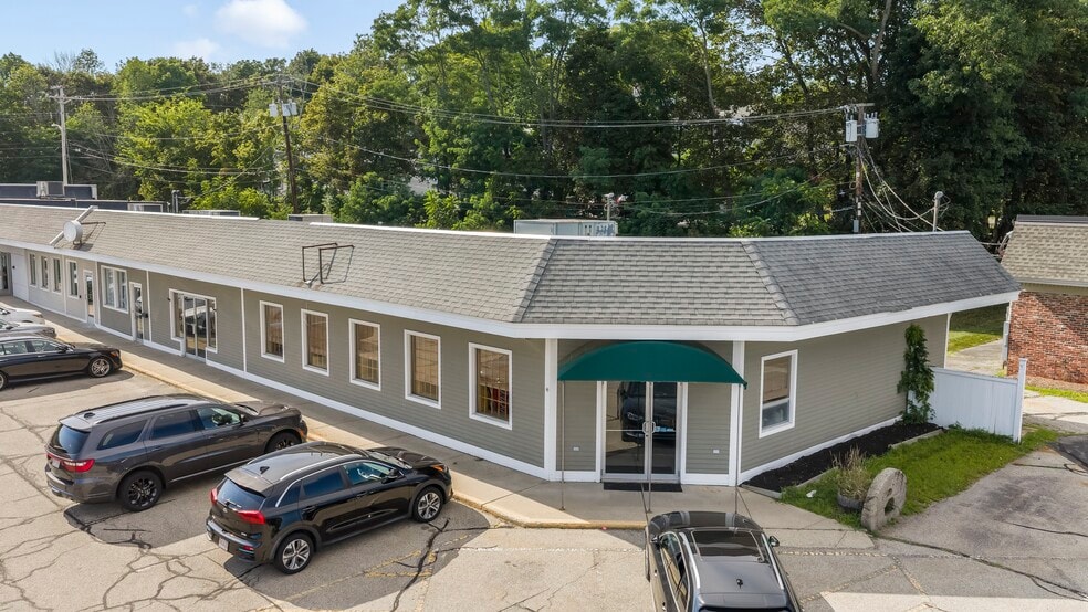Primary Photo Of 194 Main St, Amesbury Restaurant For Sale