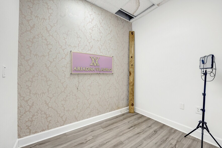 More Photos Of 440 Cobia Dr, Katy Office Residential For Sale