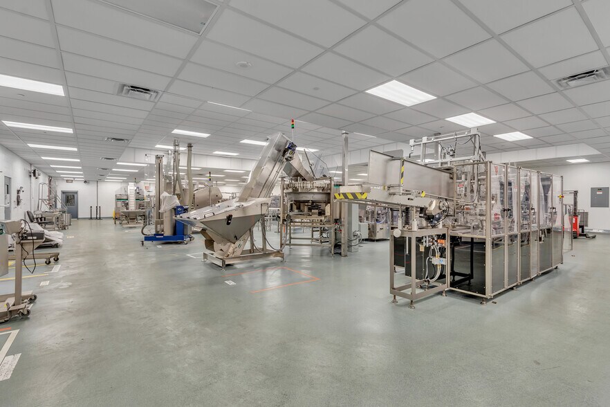 More Photos Of 65 Windham Blvd, Aiken Manufacturing For Sale