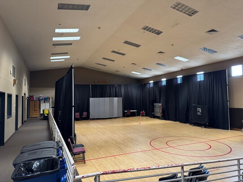 More Photos Of 2121 Bay Hill Dr, Plano General Retail For Sale