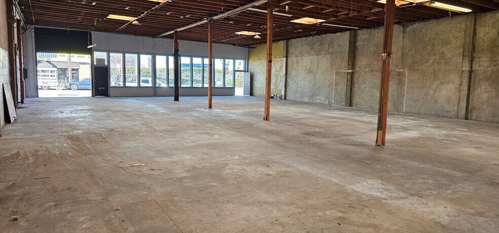 More Photos Of 1024 Howard Ave, San Mateo Warehouse For Lease