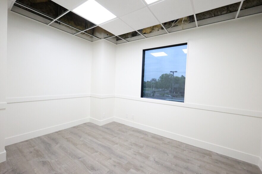 More Photos Of 1801 W Romneya Dr, Anaheim Office Residential For Lease