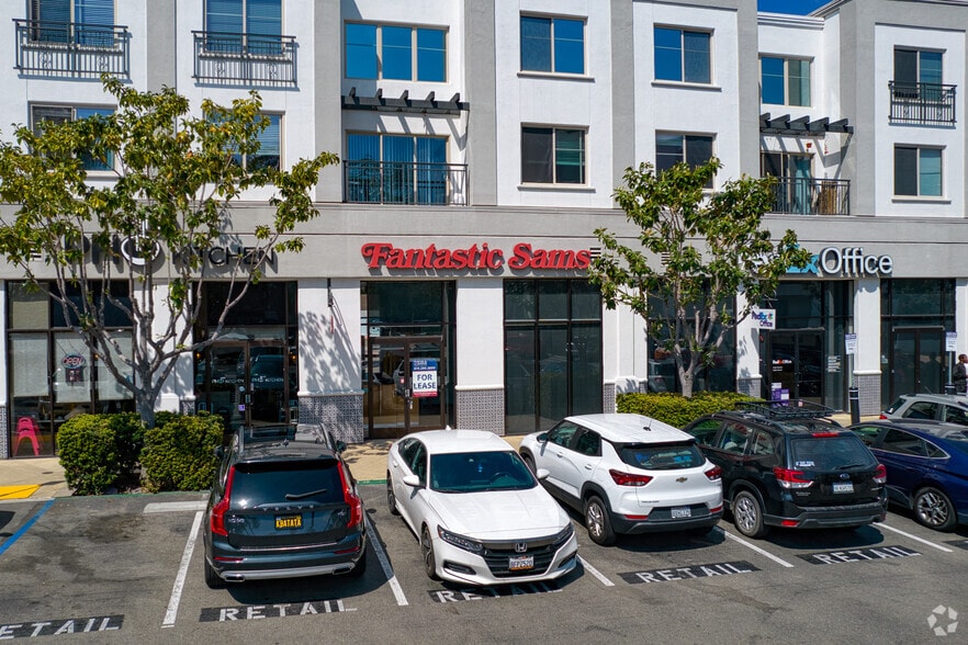 More Photos Of 5395 Napa St, San Diego Apartments For Lease