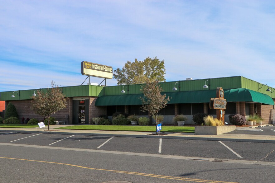 More Photos Of 710 S Columbia Ave, Connell Restaurant For Sale