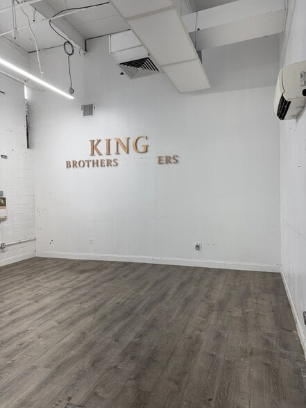 More Photos Of 59-48 55th St, Maspeth Manufacturing For Lease