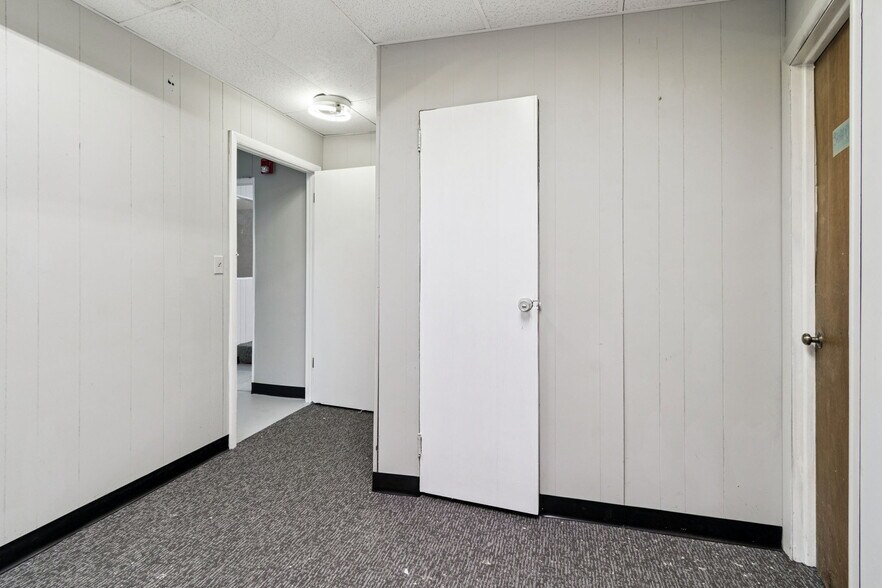 More Photos Of 715 McDuff Ave, Jacksonville Storefront Retail Residential For Sale