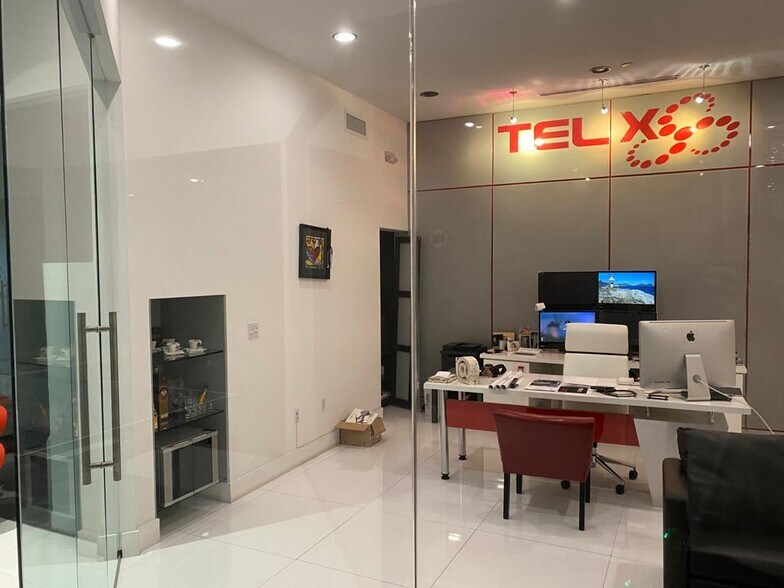 More Photos Of 17401 NW 2nd Ave, Miami Warehouse For Sale