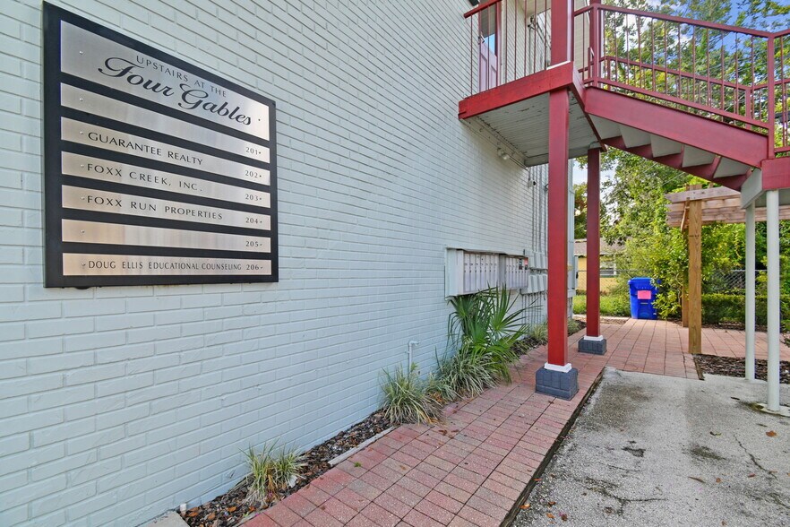 More Photos Of 1137 Bartow Rd, Lakeland Office For Lease