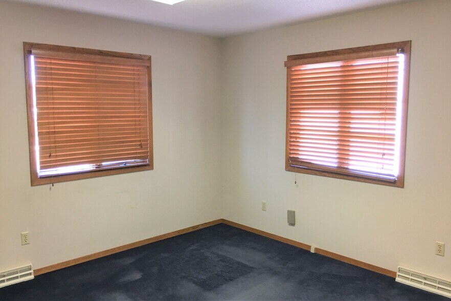More Photos Of 707 W 11th St, Sioux Falls Coworking Space